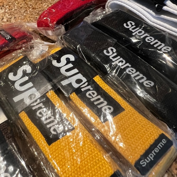 **FANTASY** BRAND NEW BELTS - Picture 3 of 4